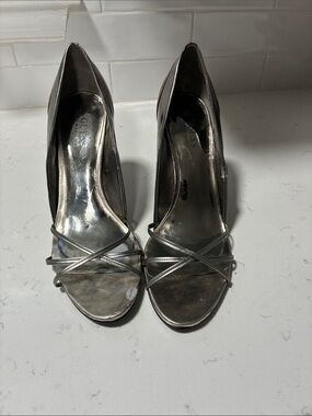 GUESS Metallic Silver Strappy Peep-Toe Heels